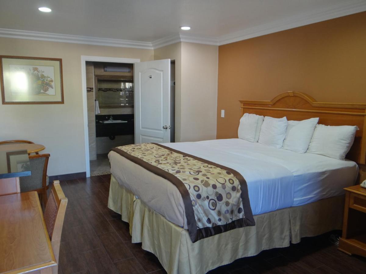 Rodeway Inn Cypress Ngoại thất bức ảnh