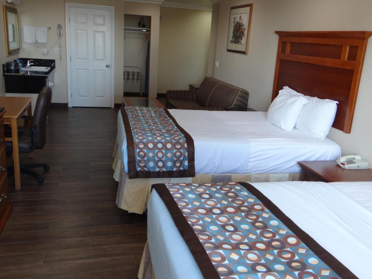 Rodeway Inn Cypress Ngoại thất bức ảnh