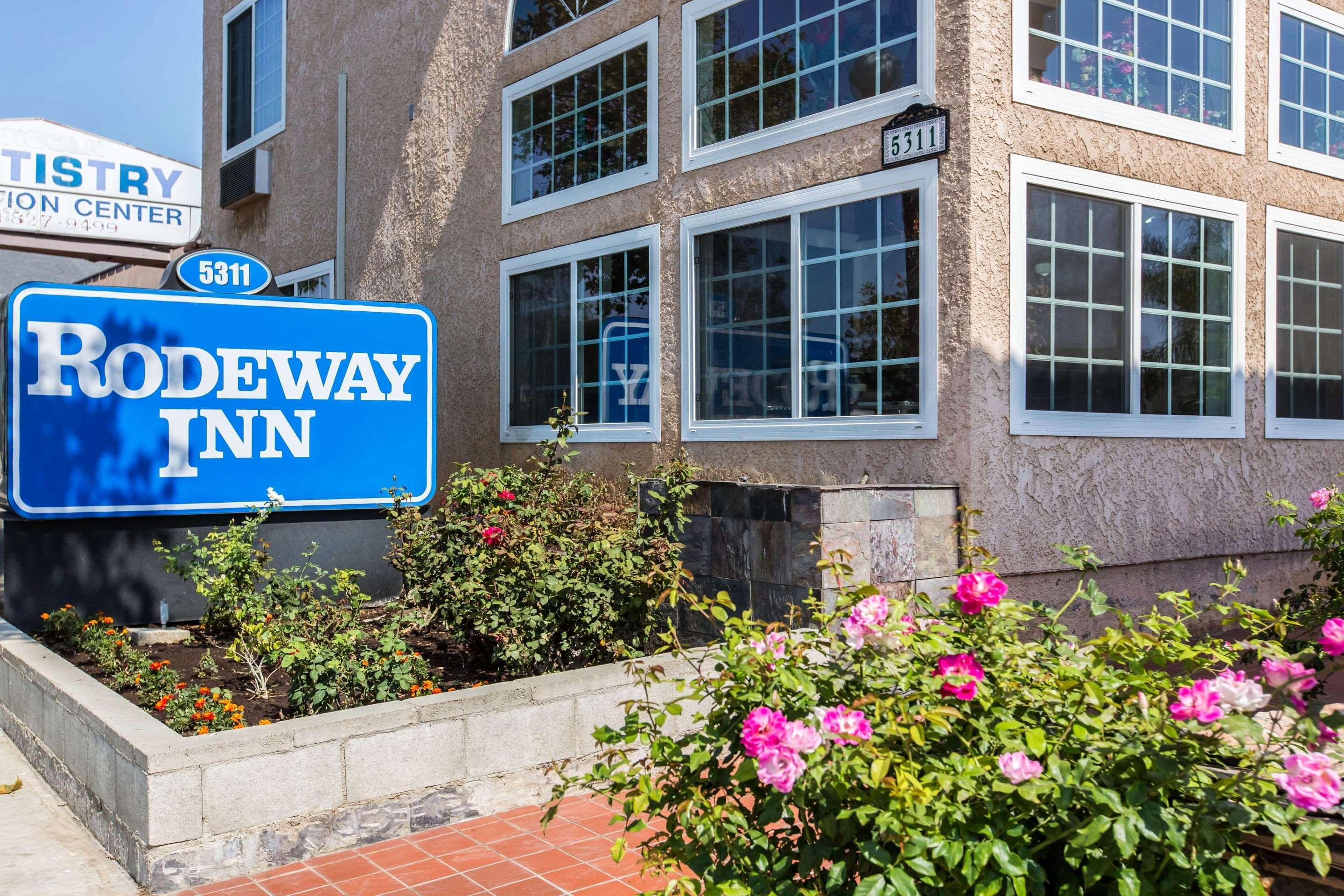Rodeway Inn Cypress Ngoại thất bức ảnh